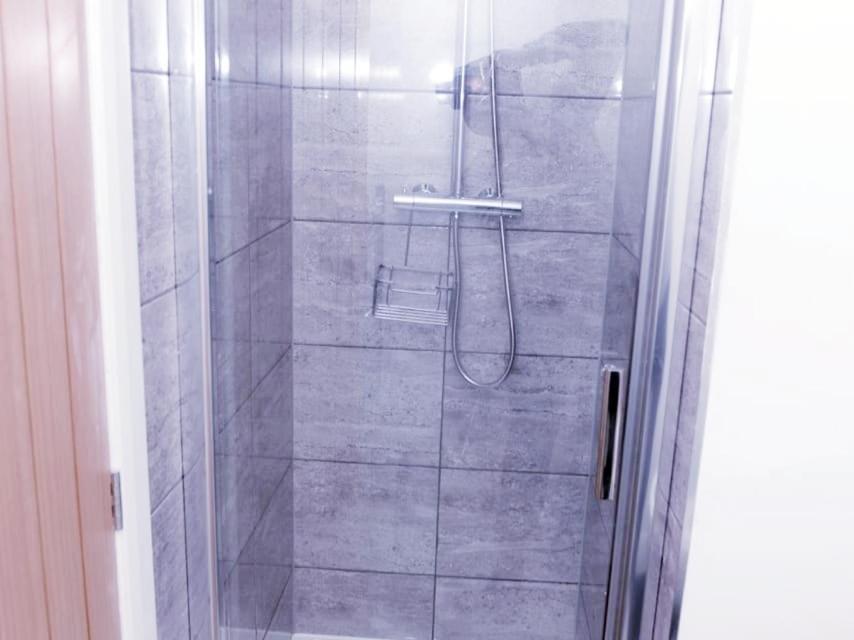 Z Home Apartments Лестер Екстер'єр фото