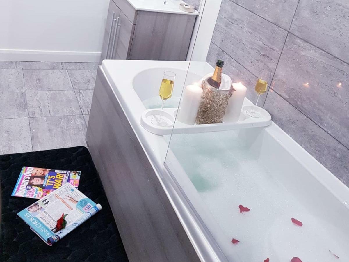Z Home Apartments Лестер Екстер'єр фото