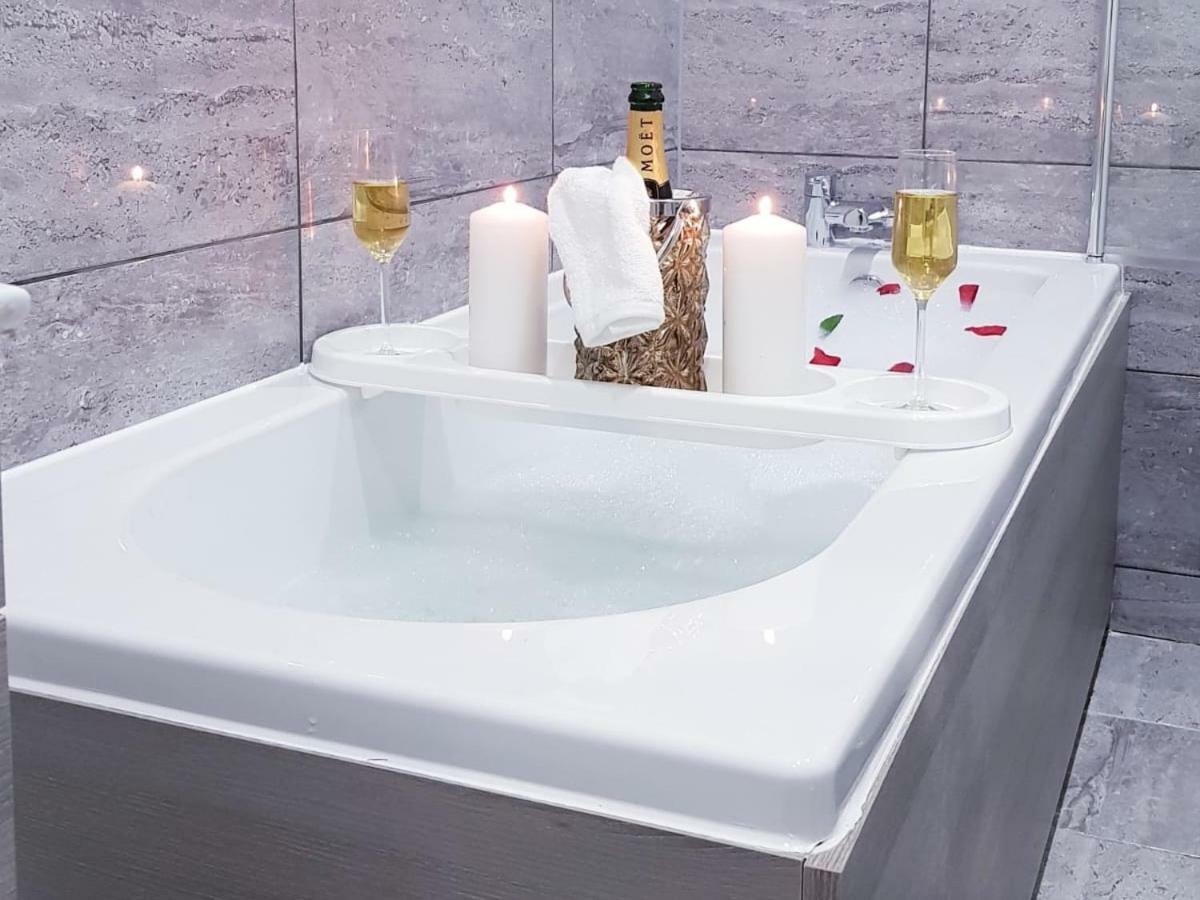 Z Home Apartments Лестер Екстер'єр фото