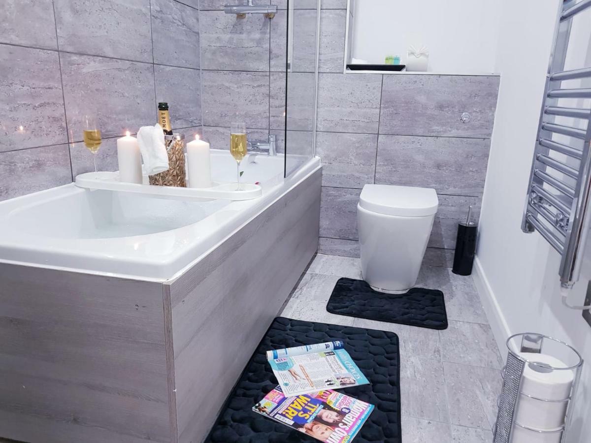 Z Home Apartments Лестер Екстер'єр фото